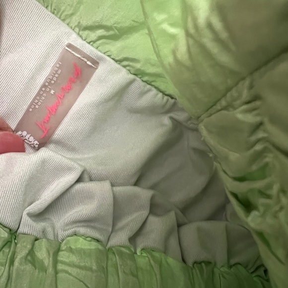 Free People Shorts Women’s Green Fp Movement Size Medium - Picture 3 of 3